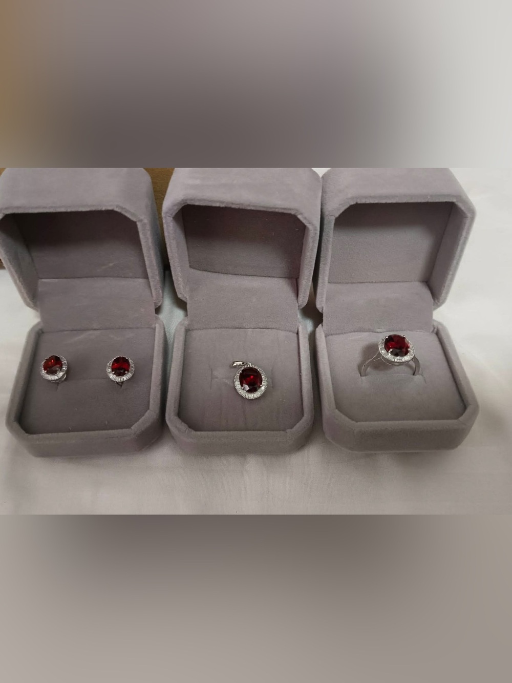 Natural Garnet ring set in 18k solid white gold